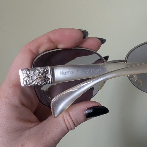 Kenzie Lexie Gray Silver Sunglasses - Picture 4 of 9